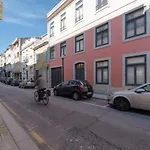 Lovelystay - Primrose 2br Flat With Free Parking, Ac And Balcony Lejlighed *
