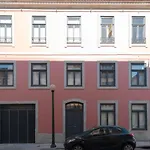 Lejlighed Lovelystay - Primrose 2br Flat With Free Parking, Ac And Balcony Porto
