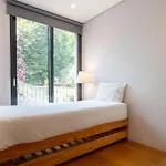 Lejlighed Lovelystay - Primrose 2br Flat With Free Parking, Ac And Balcony *