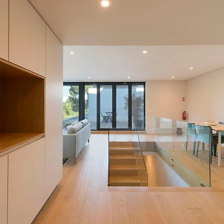 Apartment Lovelystay - Primrose 2br Flat With Free Parking, Ac And Balcony *
