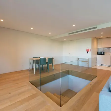 Apartment Lovelystay - Primrose 2br Flat With Free Parking, Ac And Balcony Porto