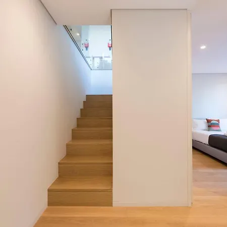 Apartment Lovelystay - Primrose 2br Flat With Free Parking, Ac And Balcony Porto