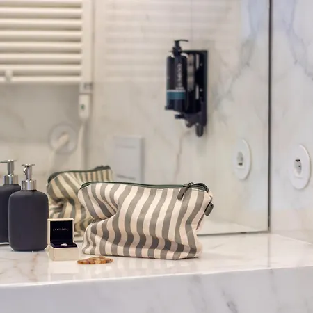 Appartamento Lovelystay - Primrose 2br Flat With Free Parking, Ac And Balcony