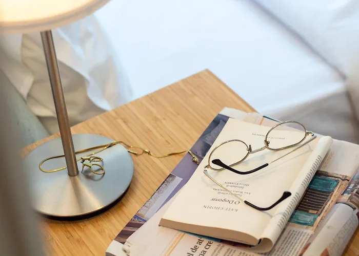 Lovelystay - Primrose 2br Flat With Free Parking, Ac And Balcony * Oporto