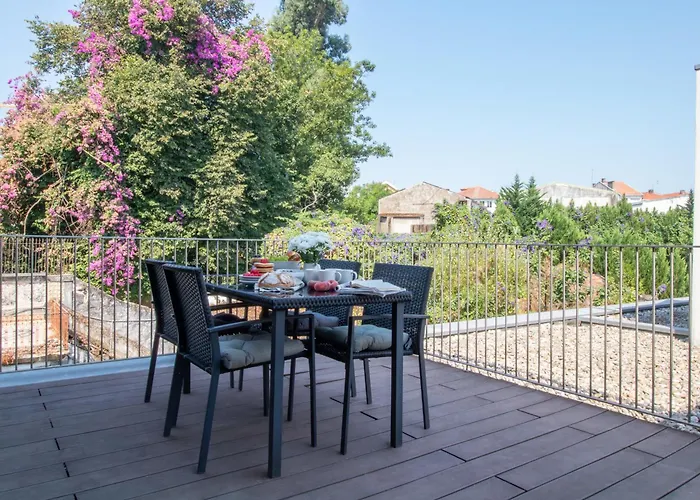 Lovelystay - Primrose 2br Flat With Free Parking, Ac And Balcony