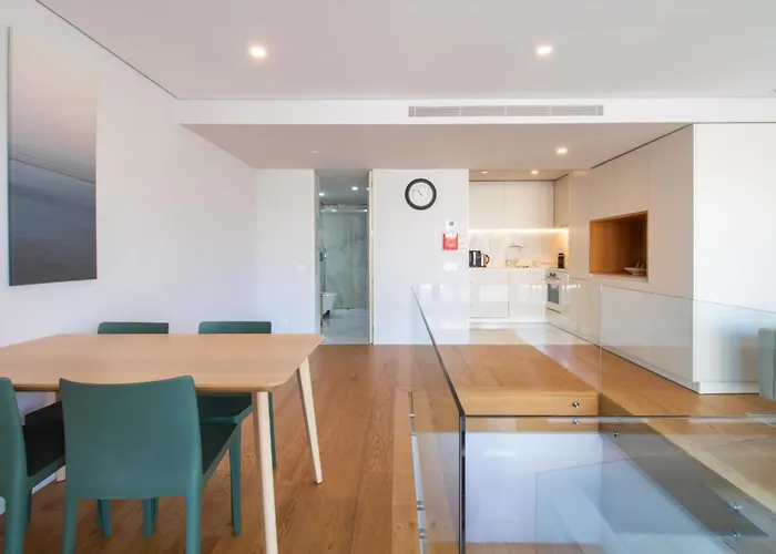 Lovelystay - Primrose 2br Flat With Free Parking, Ac And Balcony *