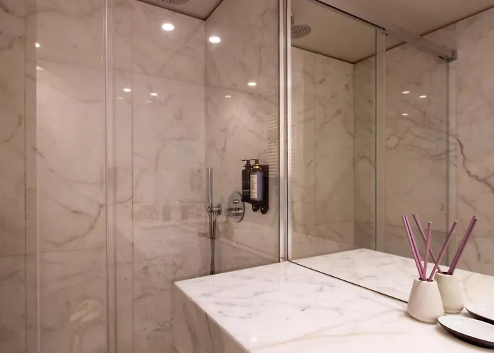 Apartman Lovelystay - Primrose 2br Flat With Free Parking, Ac And Balcony